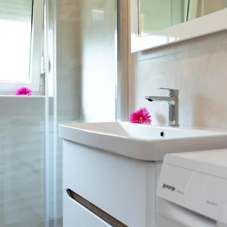 Andrea V Apartment Krk Town